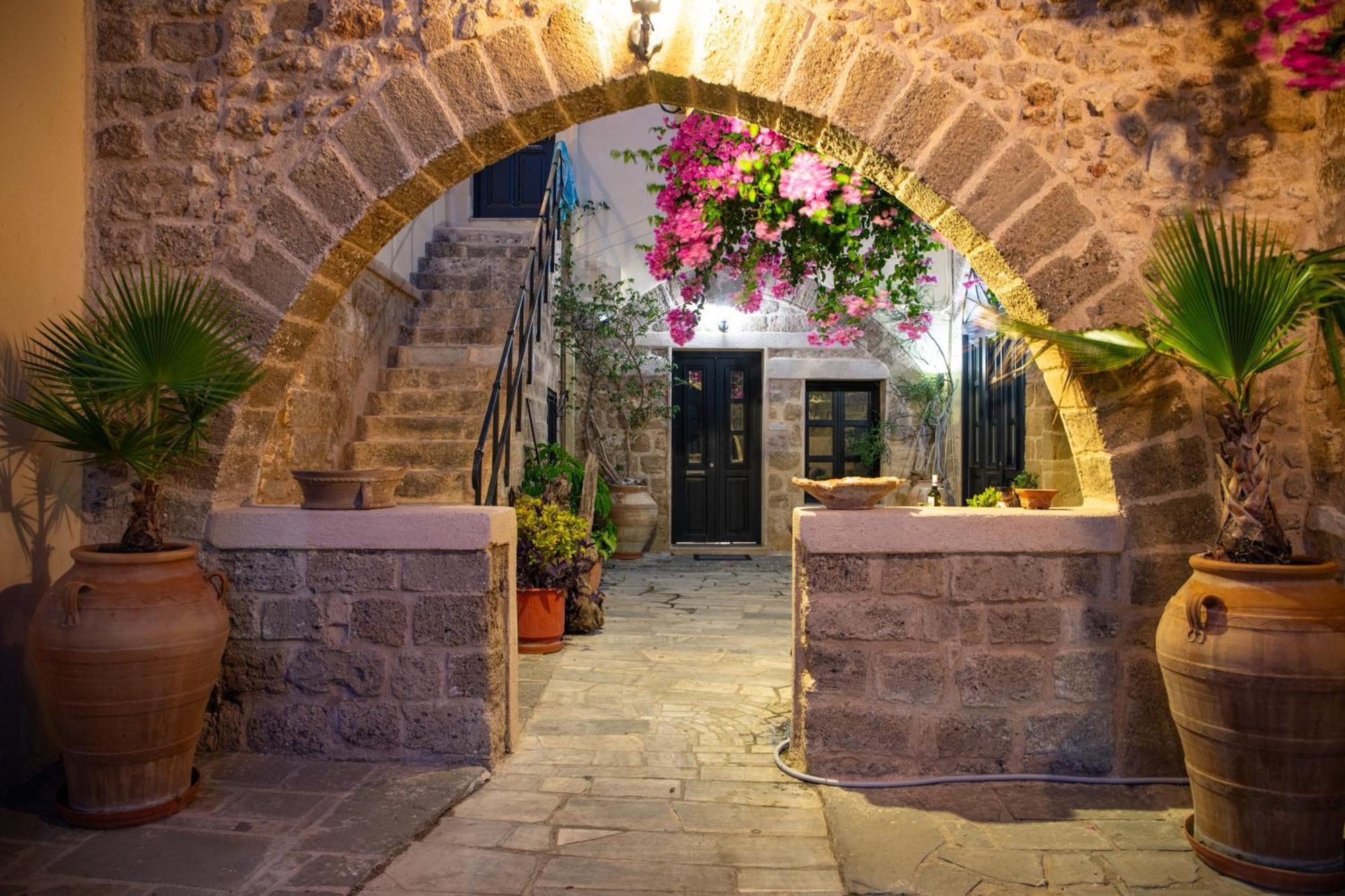 The Old Town House Rhodes City Exterior foto