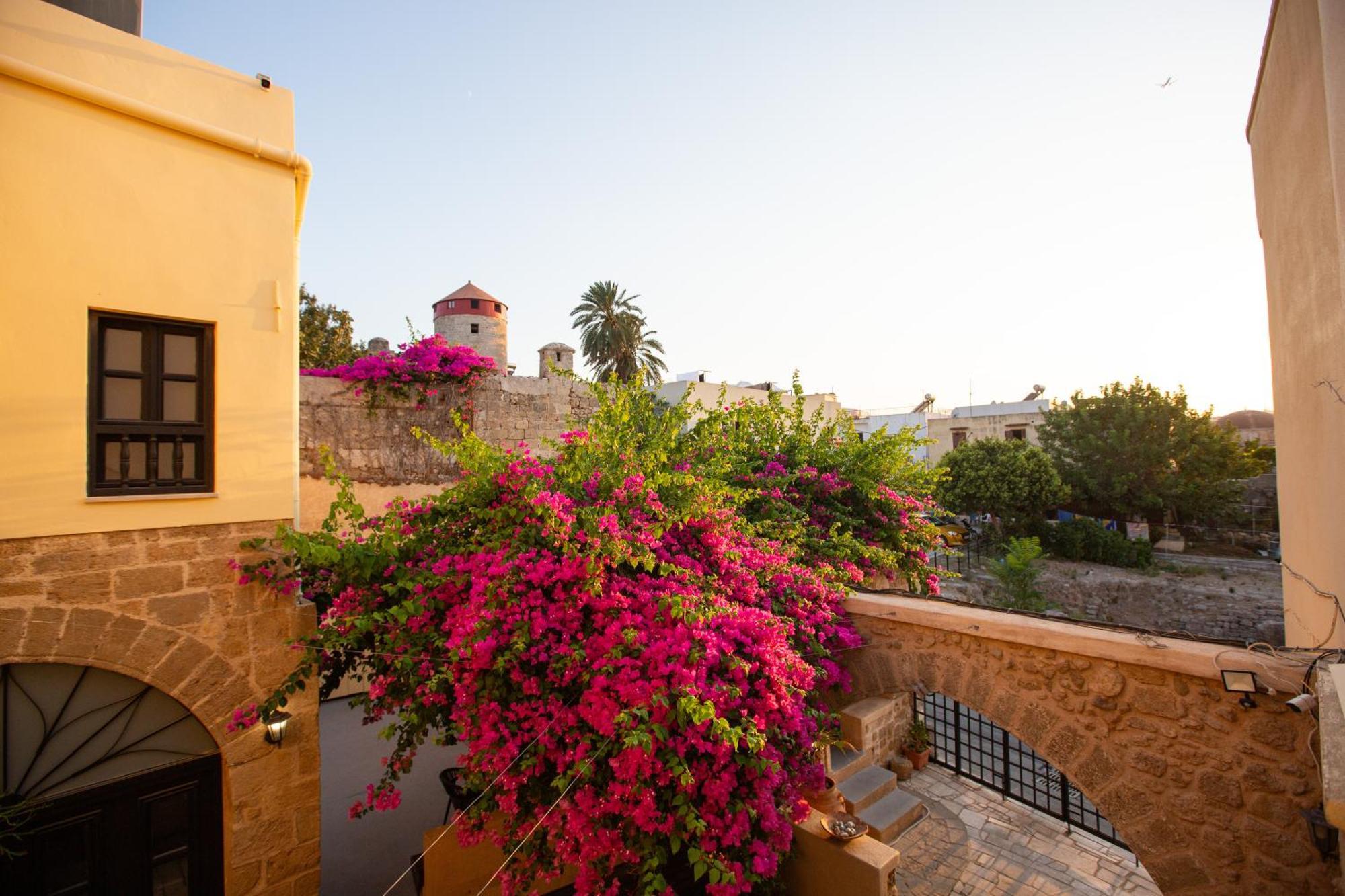 The Old Town House Rhodes City Exterior foto