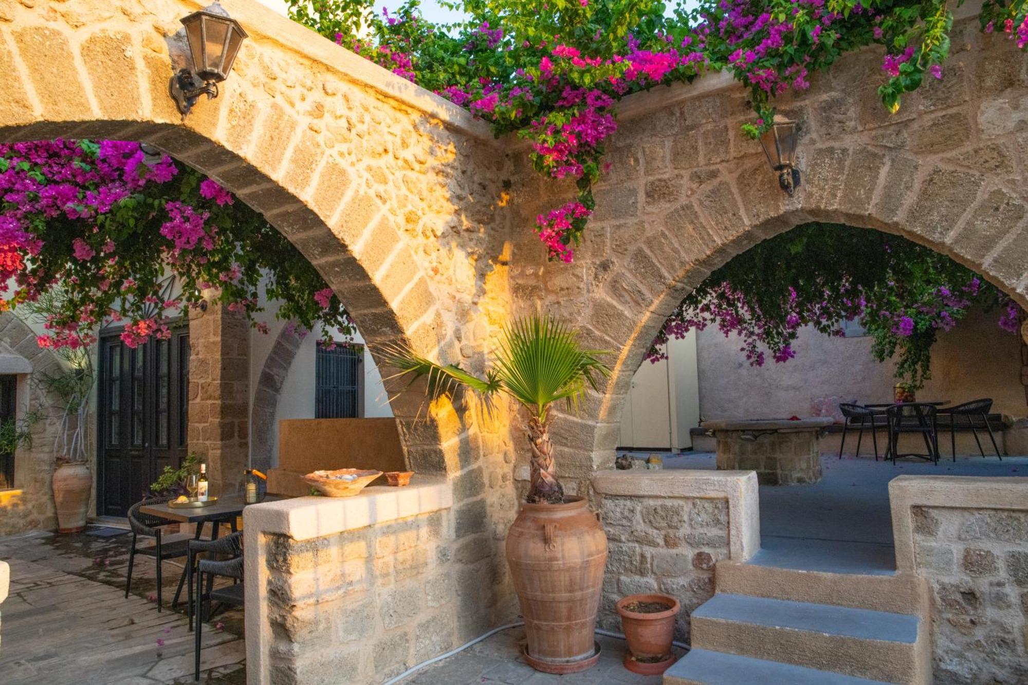 The Old Town House Rhodes City Exterior foto