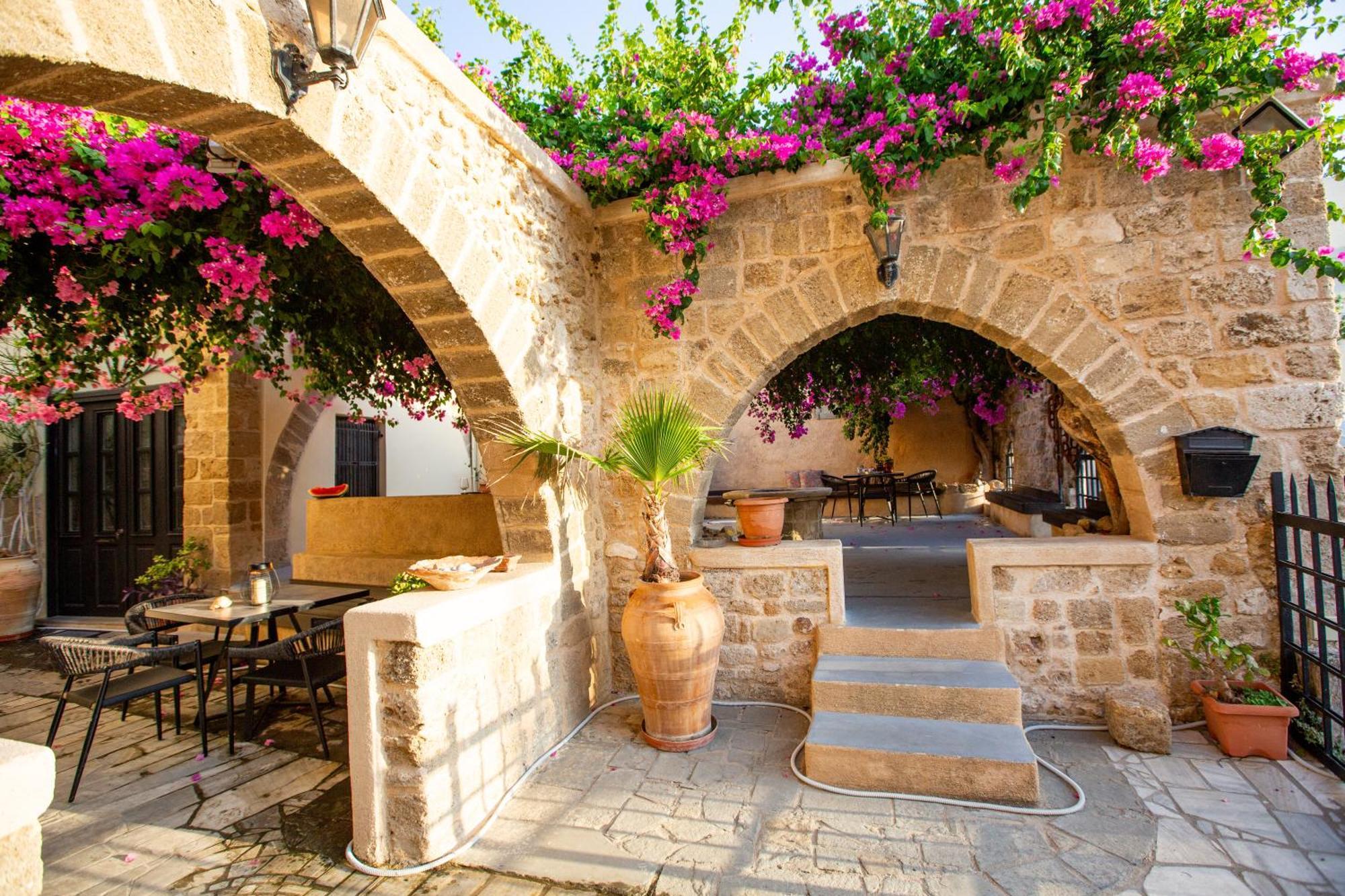 The Old Town House Rhodes City Exterior foto
