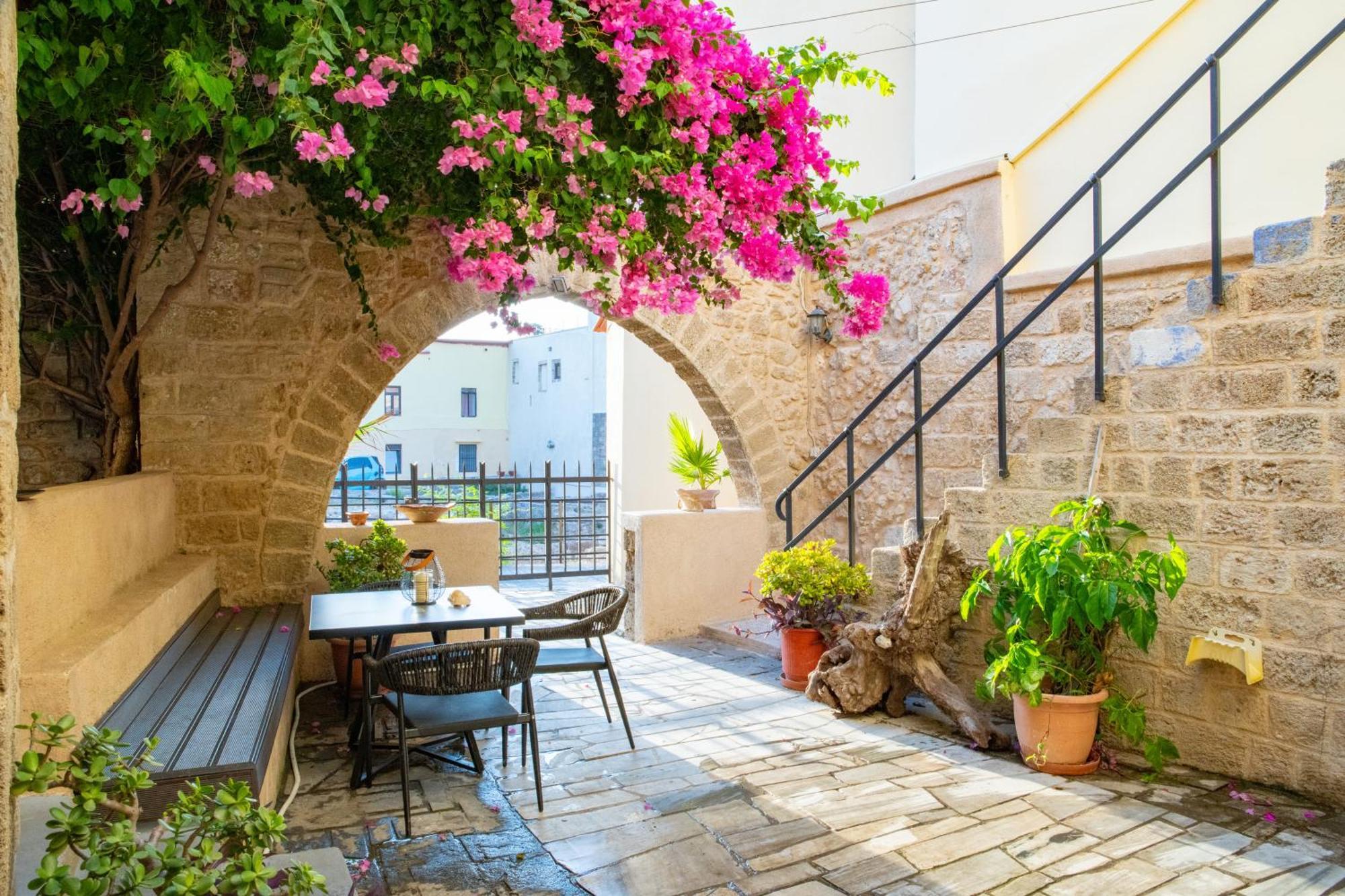 The Old Town House Rhodes City Exterior foto